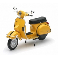 Мотопед играчка Vespa 1978 P200E 1:12 YELLOW